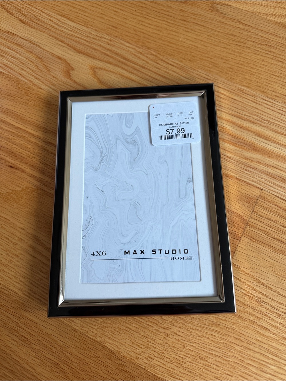 Max Studio Black and Silver 4x6 Photo Frame